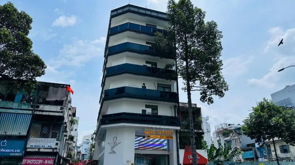Bán Building 2 Mặt Tiền Q10: Phân Tích ROI 12.5%/Năm & Rủi Ro