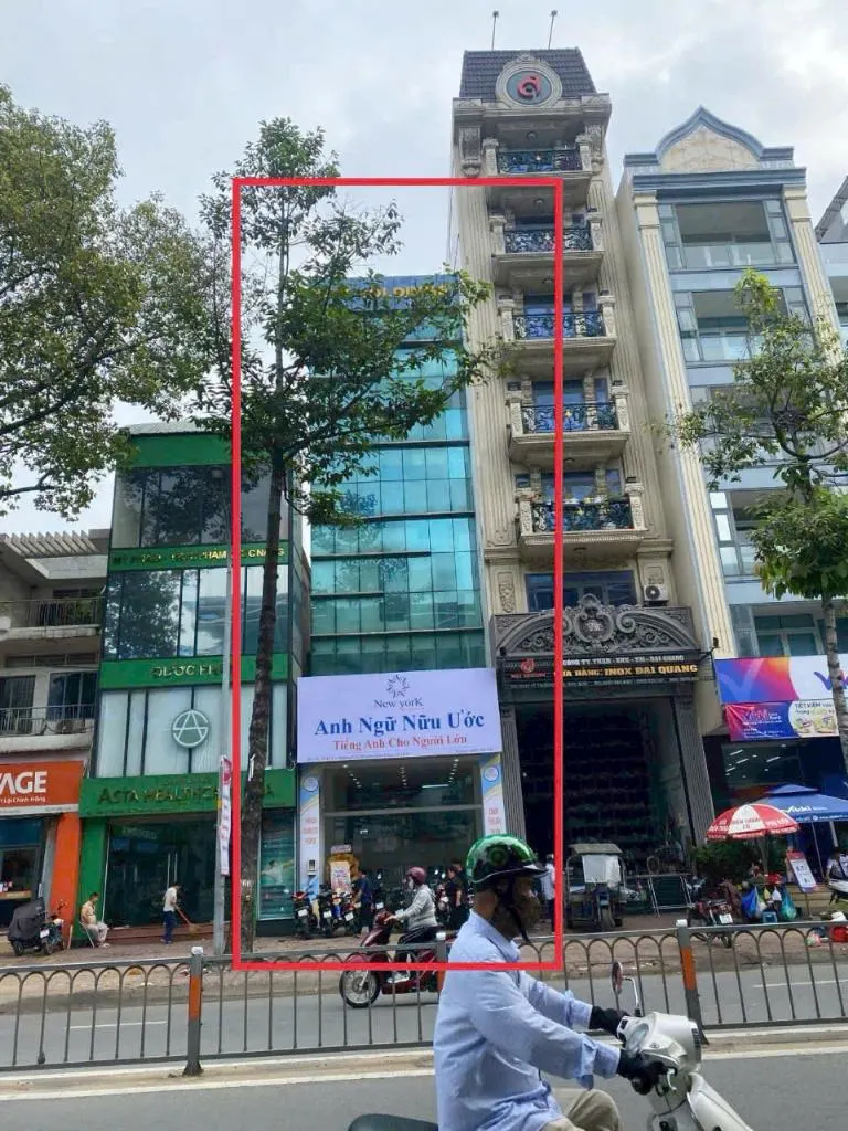 出售：河常杰街两面店面大楼，第10区 - 现金流分析与投资回报率