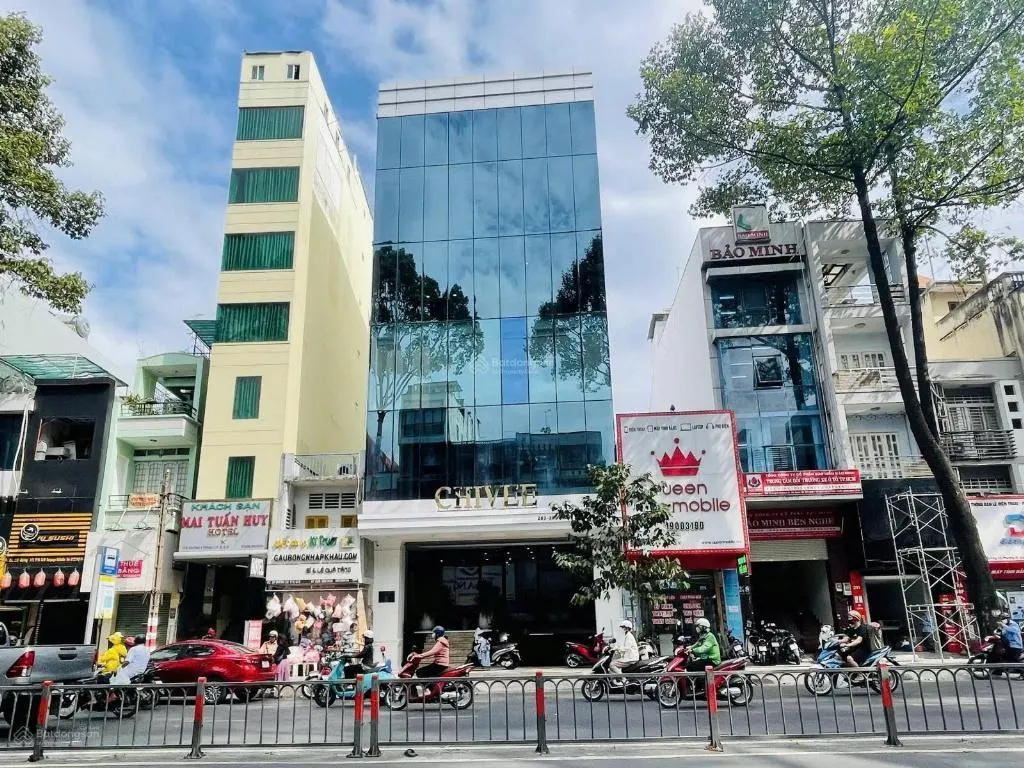 Cho thuê tòa nhà mặt tiền 3/2, Quận 10: 1200m² sàn, 350tr/tháng - Phân tích dòng tiền