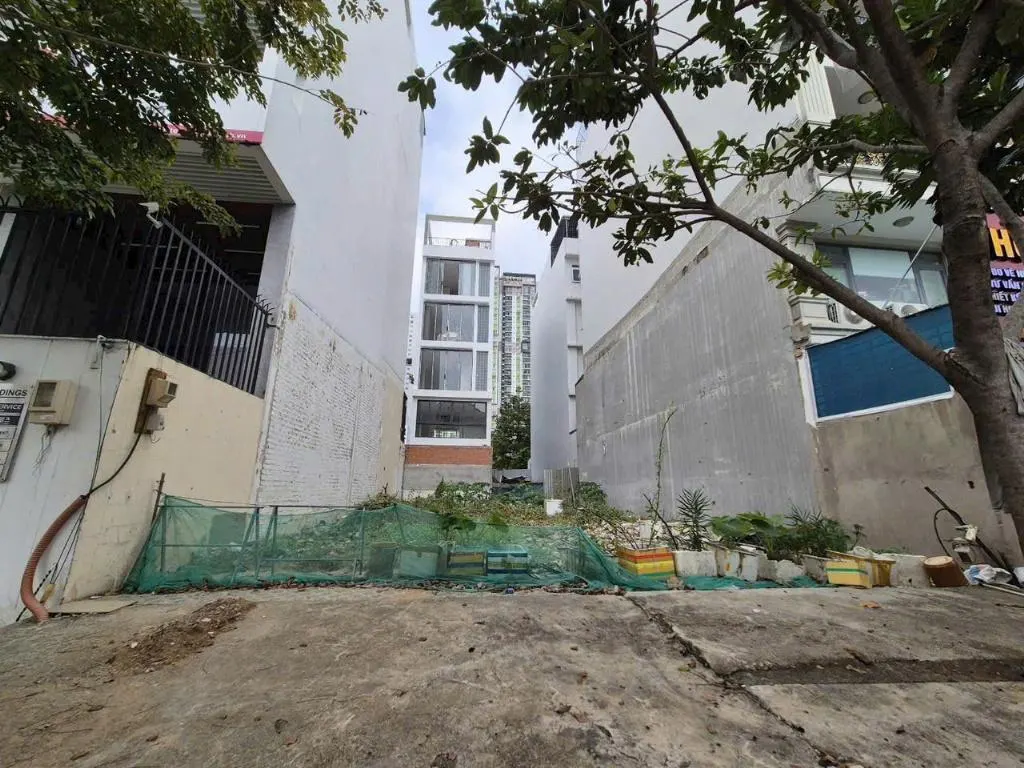 Dang Nhu Mai Land: 6-Story Building - Investment Analysis