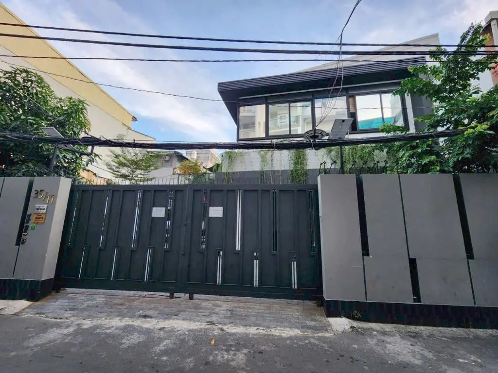 For Sale: District 1 Villa - 86 Billion VND ROI Analysis, 80M VND/Month Cash Flow