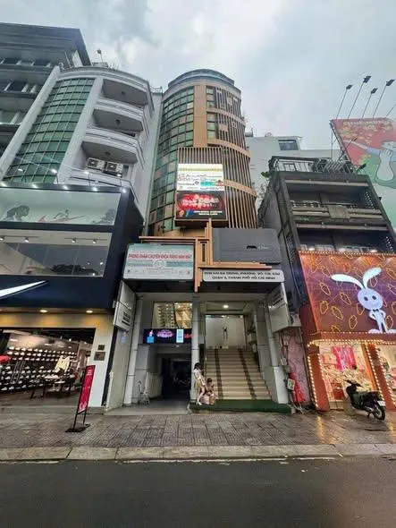 Prime District 3 Building for Sale - 225 Billion VND, ROI Analysis & Investment Risks