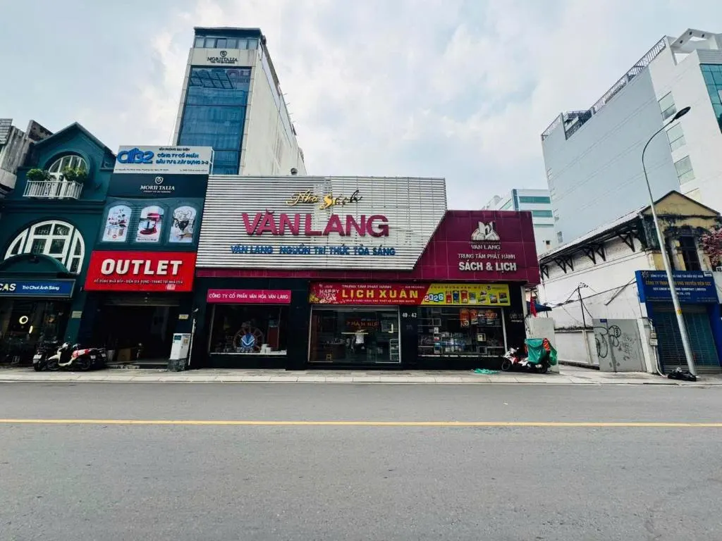 Bán nhà mặt tiền Nguyễn Thị Minh Khai, Quận 1 - Phân tích ROI & Rủi ro