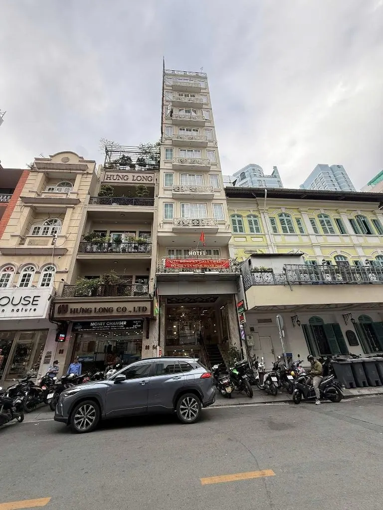 Hotel for Sale in District 1 - Mac Thi Buoi: ROI & Cash Flow Analysis for Investors