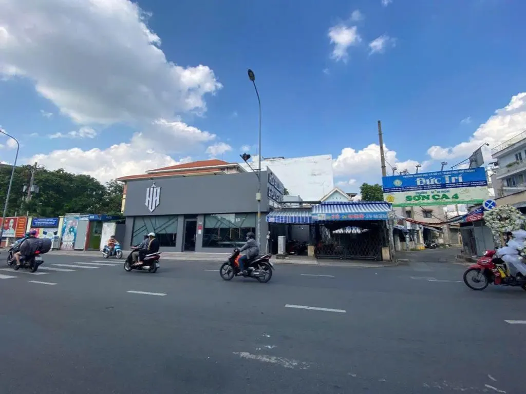 Phu Nhuan: Land at 136tr/m2 744A Nguyen Kiem - ROI & Risk Analysis