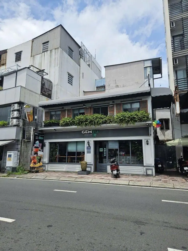 For Sale: Frontage House in District 3, Truong Sa Street, 9m width, River View