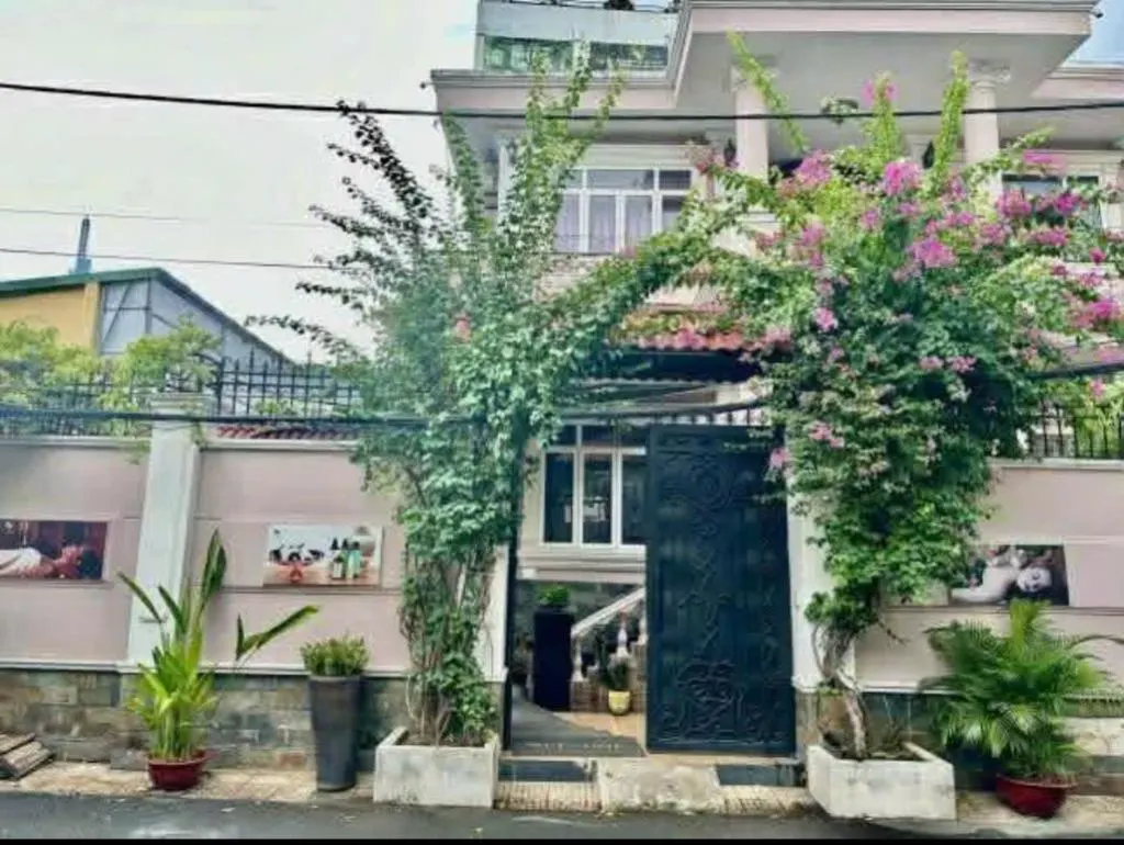 For Rent: Frontage Villa on Xuan Thuy, Thao Dien - Prime Location