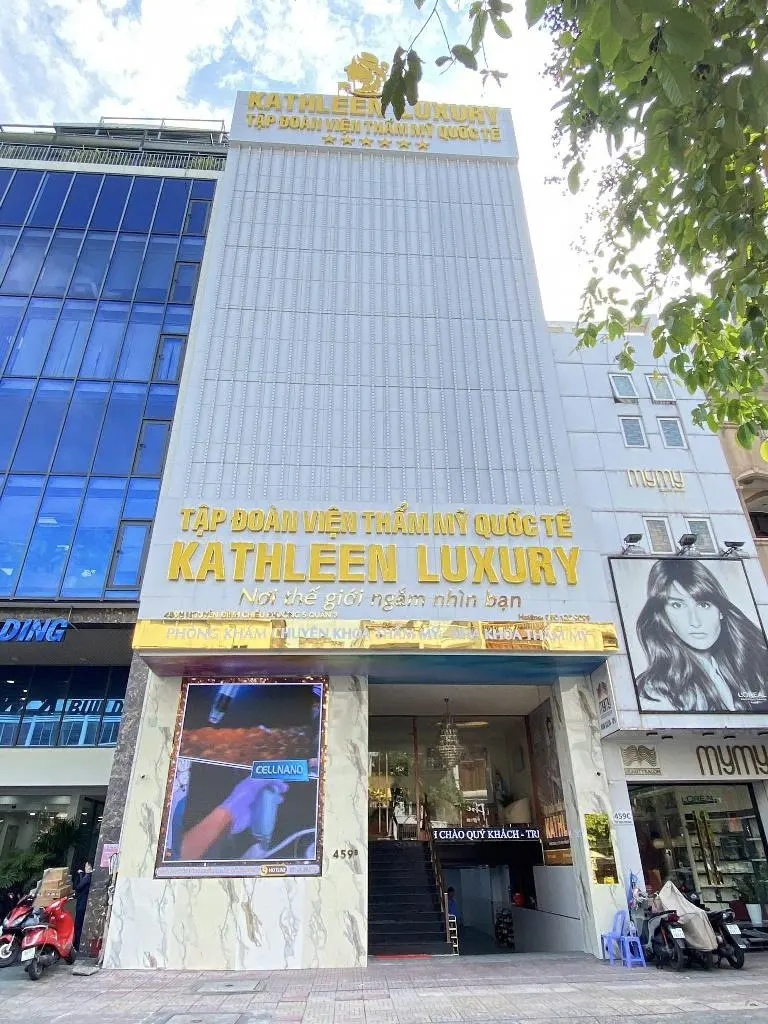 For Sale/Rent: Frontage Building on Nguyen Dinh Chieu, District 3 - Prime Location