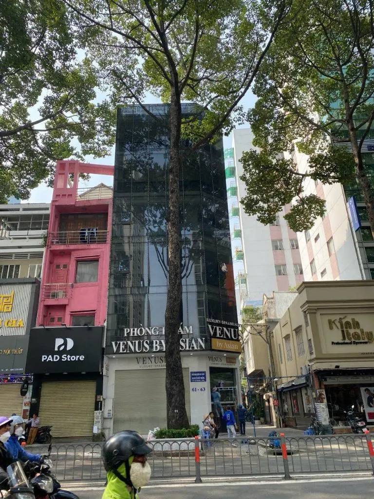 For Sale: 5-Story Building on 3/2 Street, District 10 - Prime Location