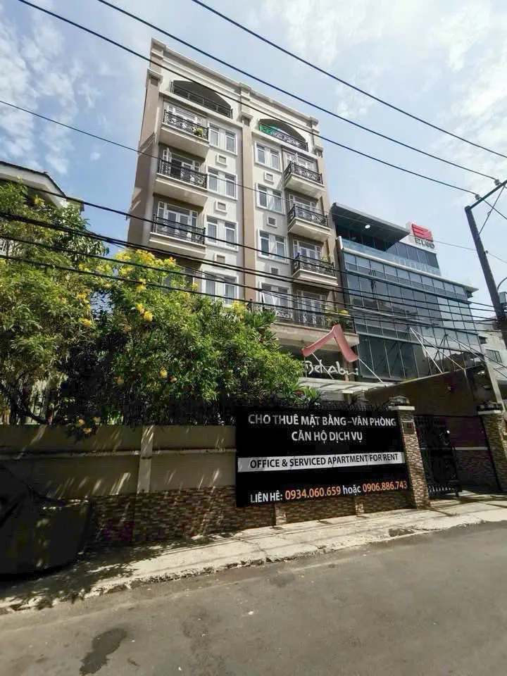 Bán tòa nhà Ceiba Office Building, Quận 1 - Thu nhập 10.500 USD/tháng