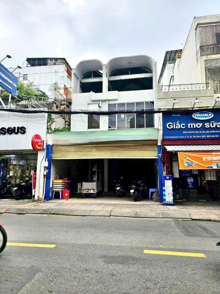 Bán nhà mặt tiền Hoàng Hoa Thám, Quận Tân Bình - Vị trí đắc địa