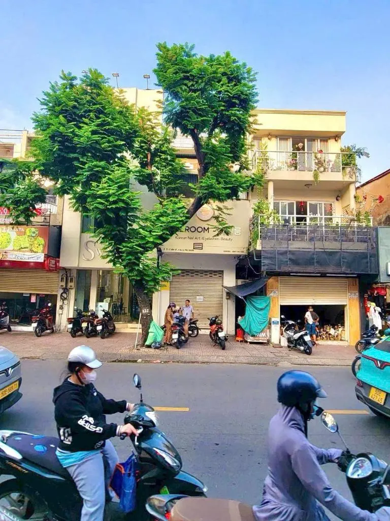 Bán/Cho thuê mặt tiền Lê Văn Sỹ, Quận Phú Nhuận - Vị trí đắc địa