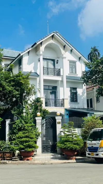 Business Space For Rent, Good Potential