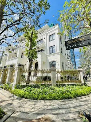 VIC 24 VINHOM BASON P. BÉN NGHÉ QUUẬN 1Diện Tích: 437.5mBiệt thự căn góc 2 mặt tiền view sôngKết cấu