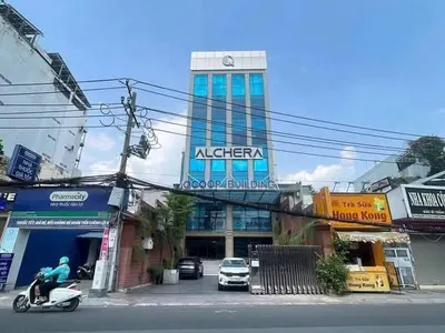 平盛郡大楼出售:每年62.4亿越盾现金流值得吗?