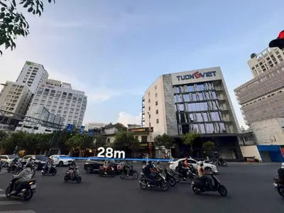 阮文璀 - 465平方米土地,允许高层建筑:投资回报率与风险分析