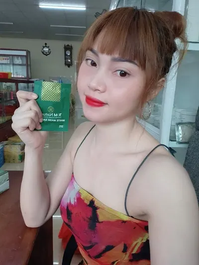 Safaron面膜:产后妈妈肌肤复苏秘诀,安全美白方案