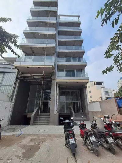 For Sale: Nguyen Huu Canh Building, Binh Thanh - 280 Billion ROI Analysis - Worth Investing in 2024?