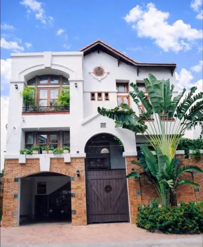 Binh Thanh - Garden Home with Wine Cellar: My Family's Story