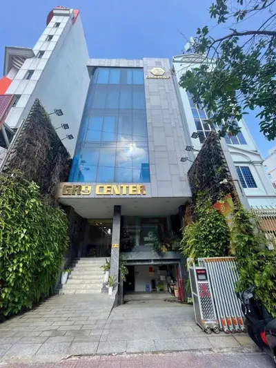 Investment Analysis: 2 Prime District 1 Properties - Real Cash Flow & ROI