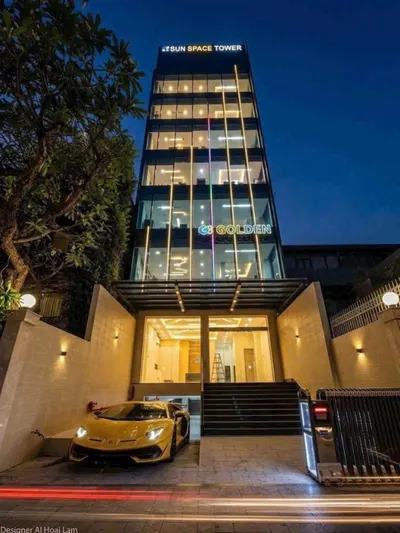 District 1 Office Building, $17,300/month Cash Flow: ROI & Investment Risks