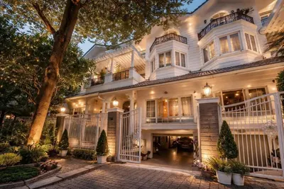 Selling Saigon Pearl Villa in Binh Thanh: ROI & Investment Risk Analysis 2024