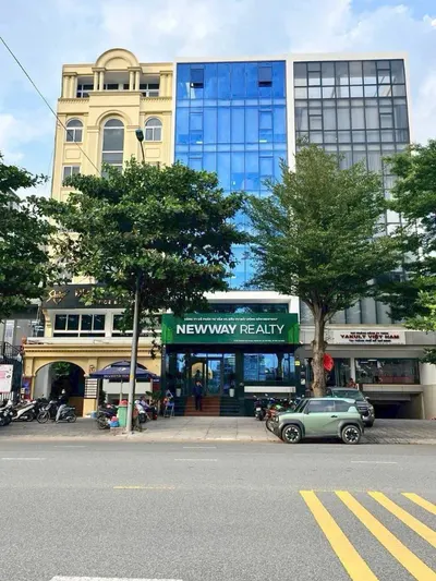 For Sale: Building on Truong Van Bang, District 2 - Prime Location
