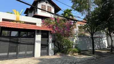 For Sale: Corner Villa with 2 Frontages, Prime Location in District 2