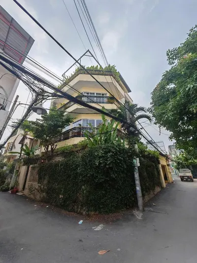 For Sale: Corner Villa 2 Frontages in Thao Dien, District 2 - Prime Location