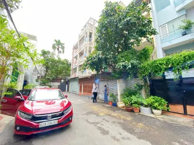 For Sale: Prime Location Townhouse in District 3, High Potential