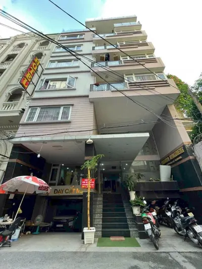 For Sale: Cửu Long Serviced Apartment Building, Tan Binh - Prime Location