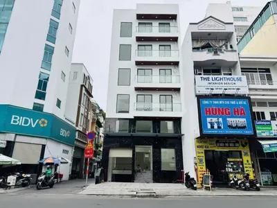 For Sale: Corner Building on Nguyen Binh Khiem, District 1 - Prime Location
