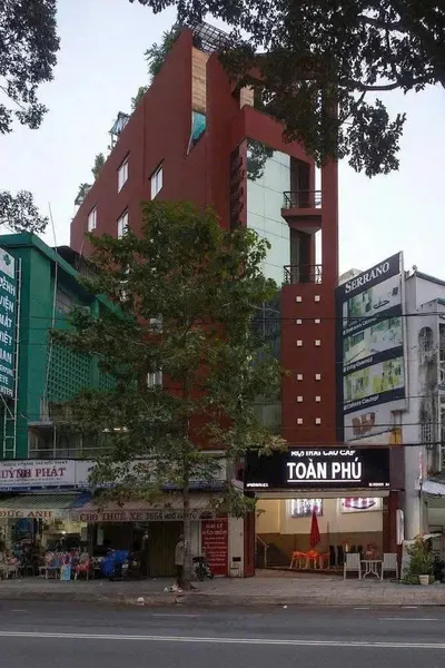 For Sale: Corner Building in District 10, Prime Location