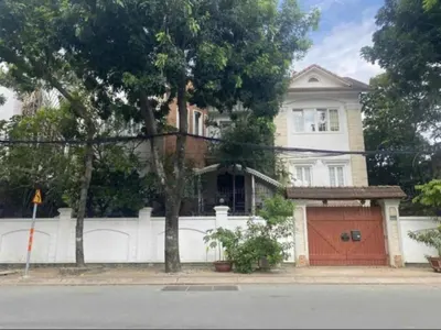 For Sale: Frontage House on Nguyen Van Huong, District 2 - Prime Location