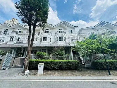 For Sale: Luxury Saigon Pearl Villa - Prime Location, Fully Furnished
