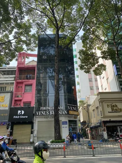 For Sale: 5-Story Building on 3/2 Street, District 10 - Prime Location