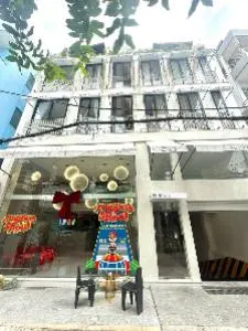 For Sale: Tran Hung Dao Building, District 1 - Prime Location, High Potential