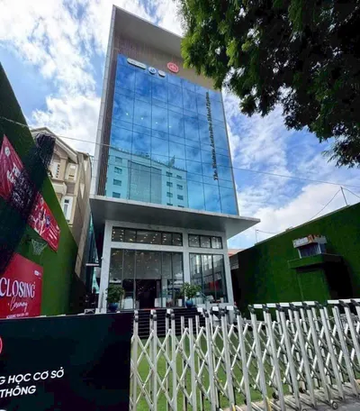 For Sale: 3-Facade Building on Nguyen Huu Canh, Binh Thanh District
