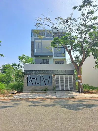For Sale: Frontage House on Su Hy Nhan, Thu Thiem, District 2 - Prime Location