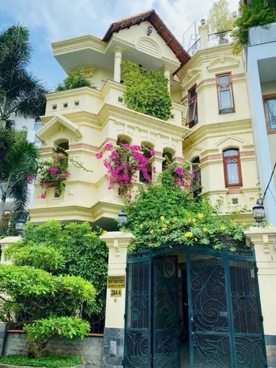 For Sale: Compound Villa on Nguyen Trong Tuyen, Phu Nhuan - Prime Location