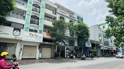 For Rent/Sale Shophouse Cao Thang, District 10 - Prime Location